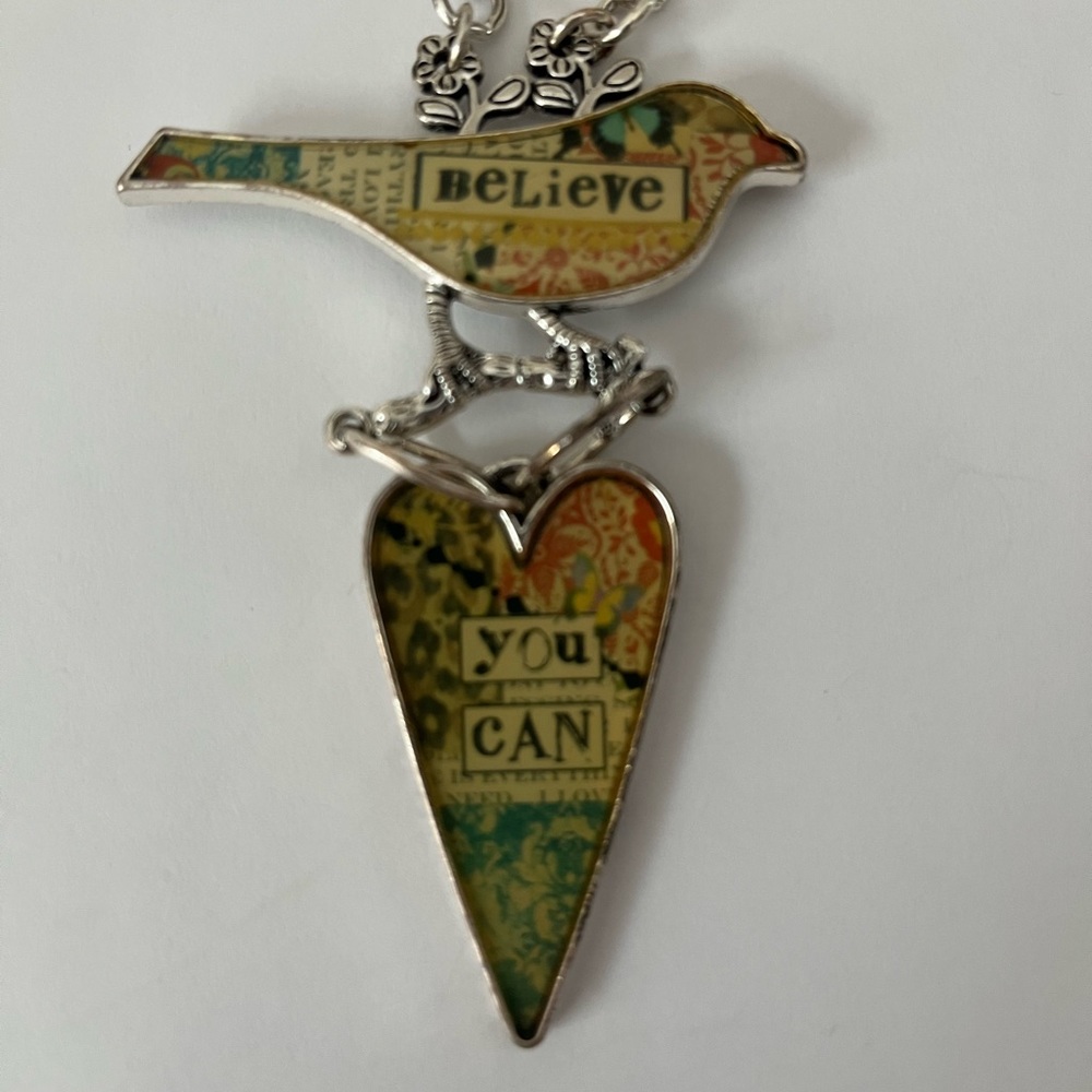 Pretty plunder necklace